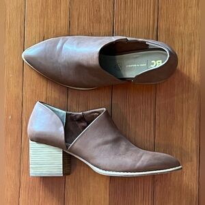 NWOT Anthropologie BC Light Brown Women's Pointed Mule Shoes - Heel - Size 10